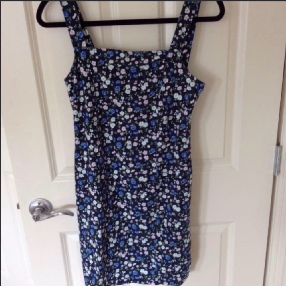 Hollister square neck flower dress
